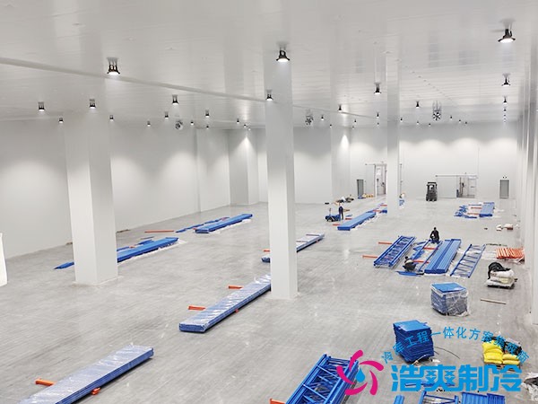 建造一個(gè)大型土建冷庫(kù)造價(jià)大概多少錢(qián)？